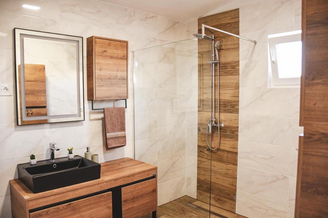 ביוגראד נה מורו Apartments Olea מראה חיצוני תמונה