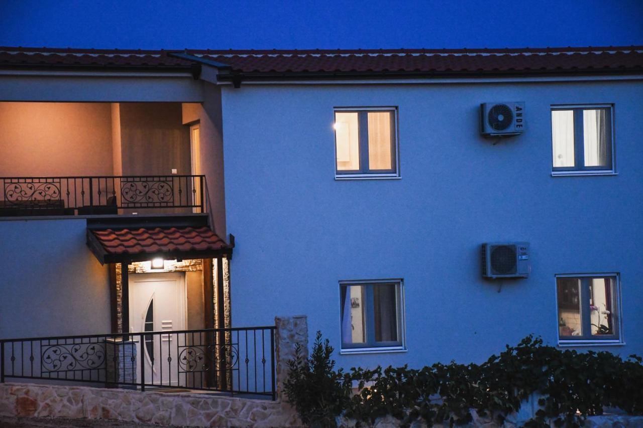 ביוגראד נה מורו Apartments Olea מראה חיצוני תמונה